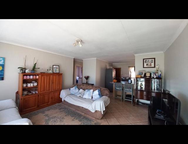 2 BEDROOM TOWNHOUSE FOR SALE IN ELARDUSPARK